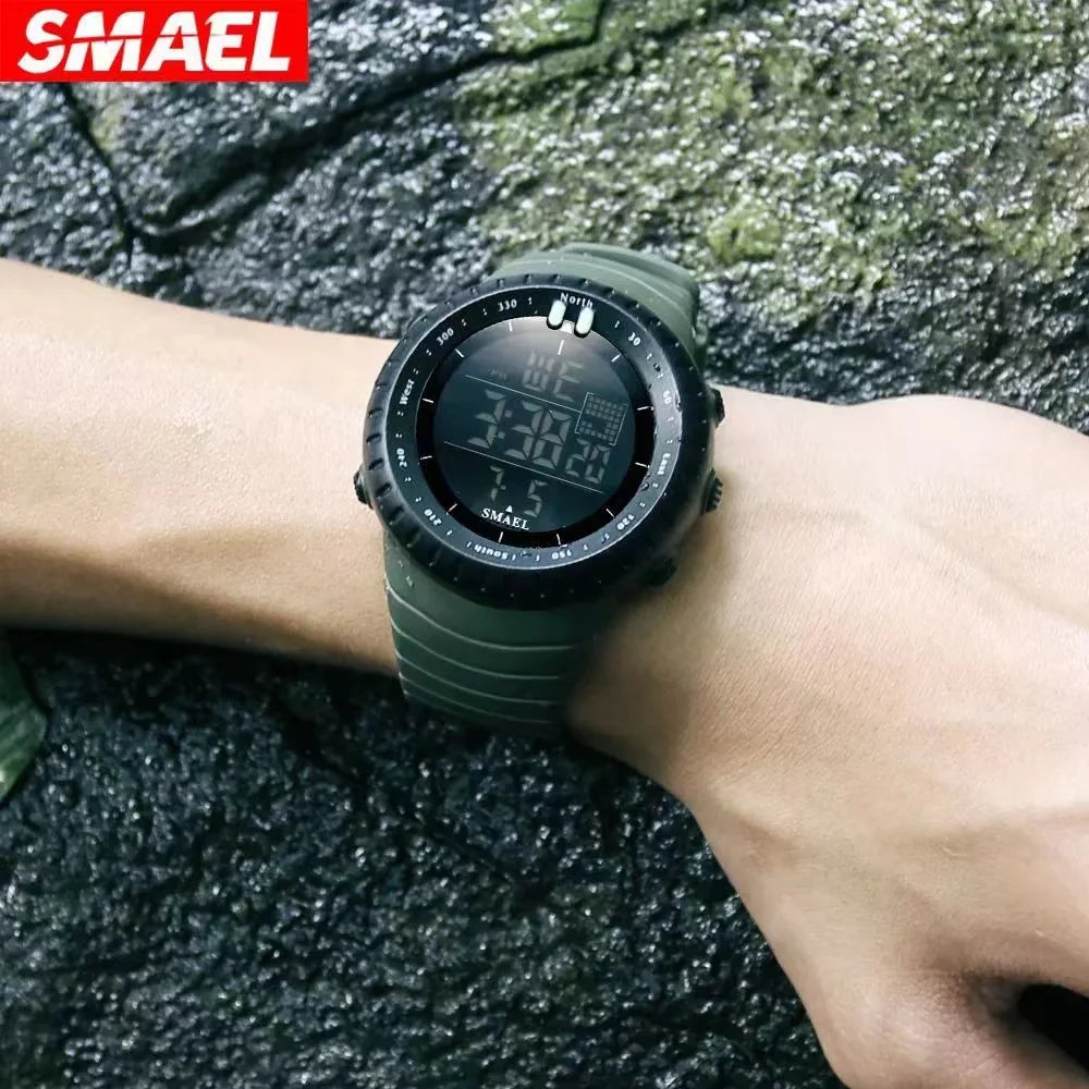 Reloj deportivo digital para hombre 50M – Táctico militar LED, resistente al agua